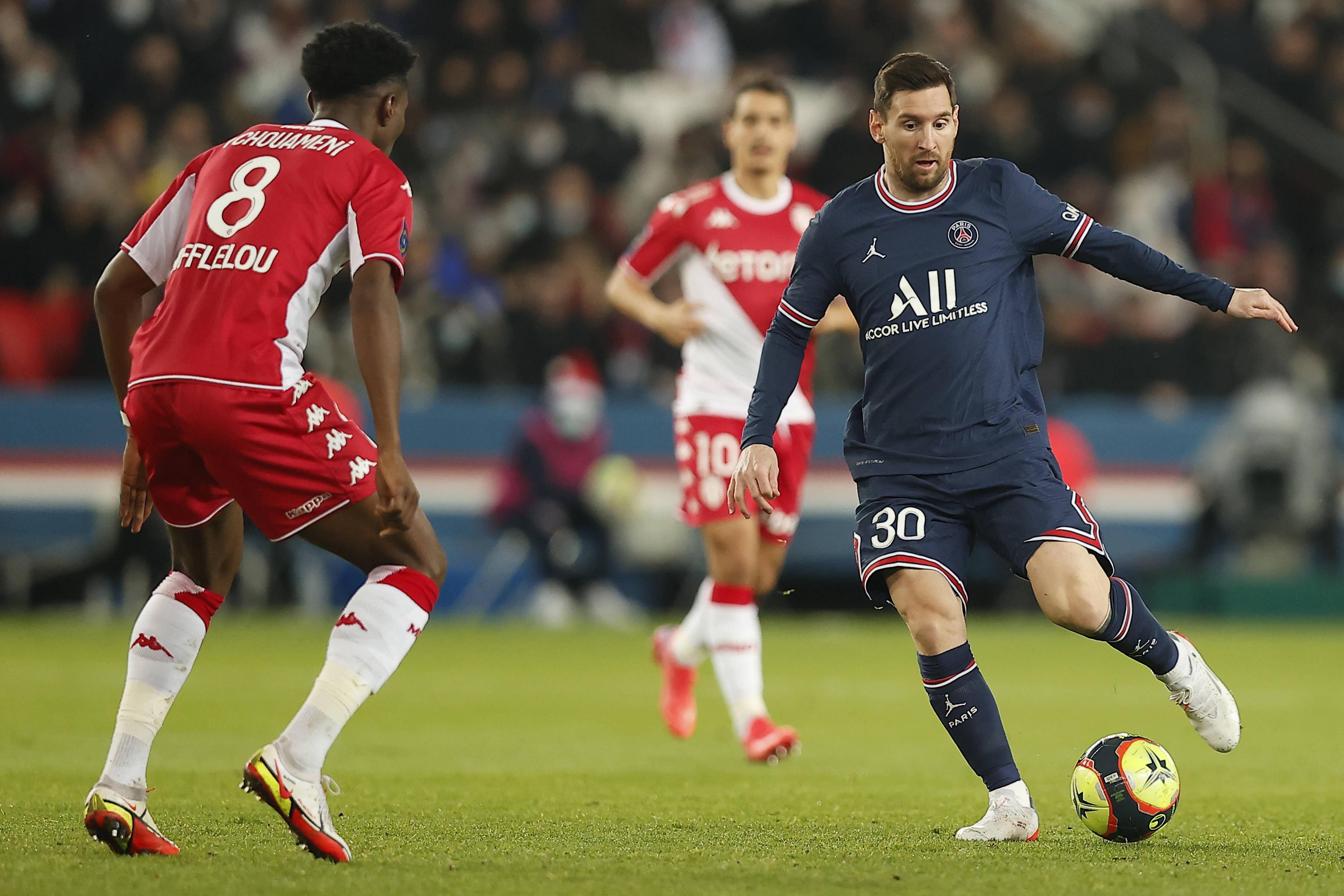 关于法甲联赛因疫情推迟开赛，巴黎圣日耳曼备战受阻！的信息