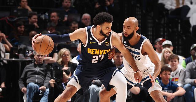 意大利网球队鏖战世界网球队，穆雷制霸全场的简单介绍