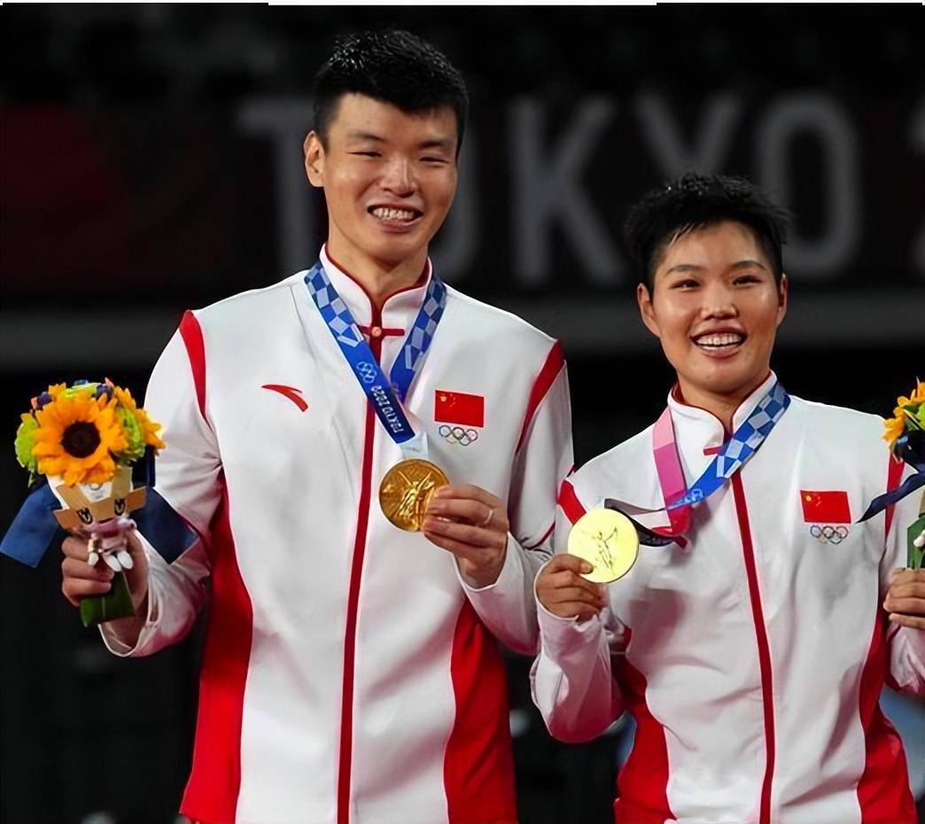 日本羽毛球队碾压韩国羽毛球队，马琳一己之力扛起全队的简单介绍