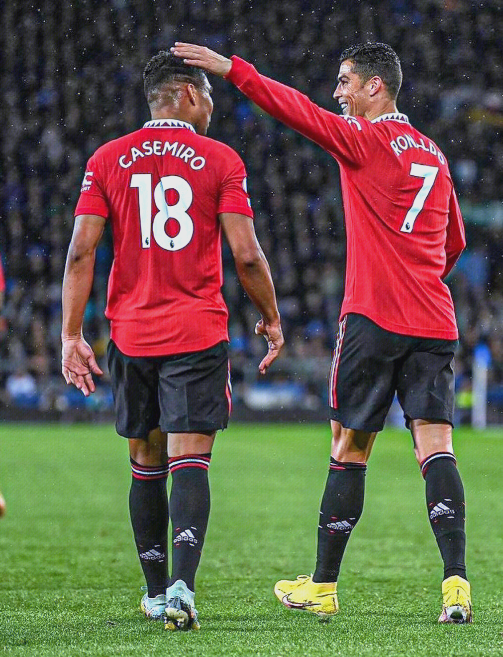 曼联完胜波兰，卡塞米罗打破历史纪录