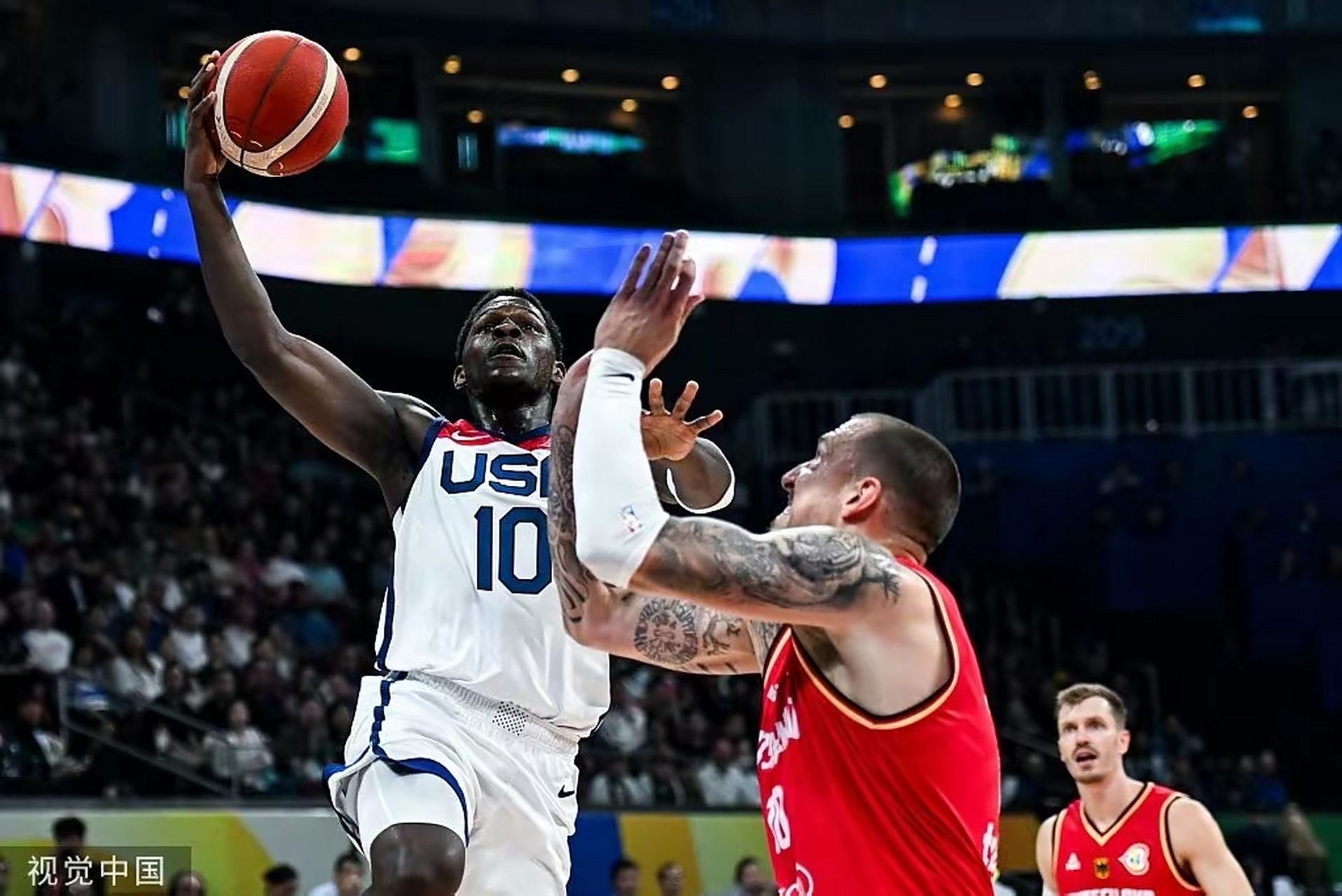 德国队在半决赛中击败俄罗斯队晋级决赛 德国队在半决赛中击败俄罗斯队晋级决赛