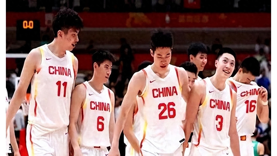 南美男篮在比赛中表现出色,击败对手达成胜利 南美男篮在比赛中表现出色,击败对手达成胜利