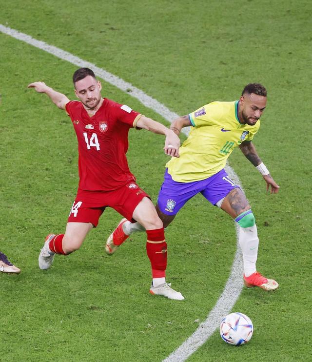 瑞士国脚受伤不缺席国际比赛，坚持出战的简单介绍