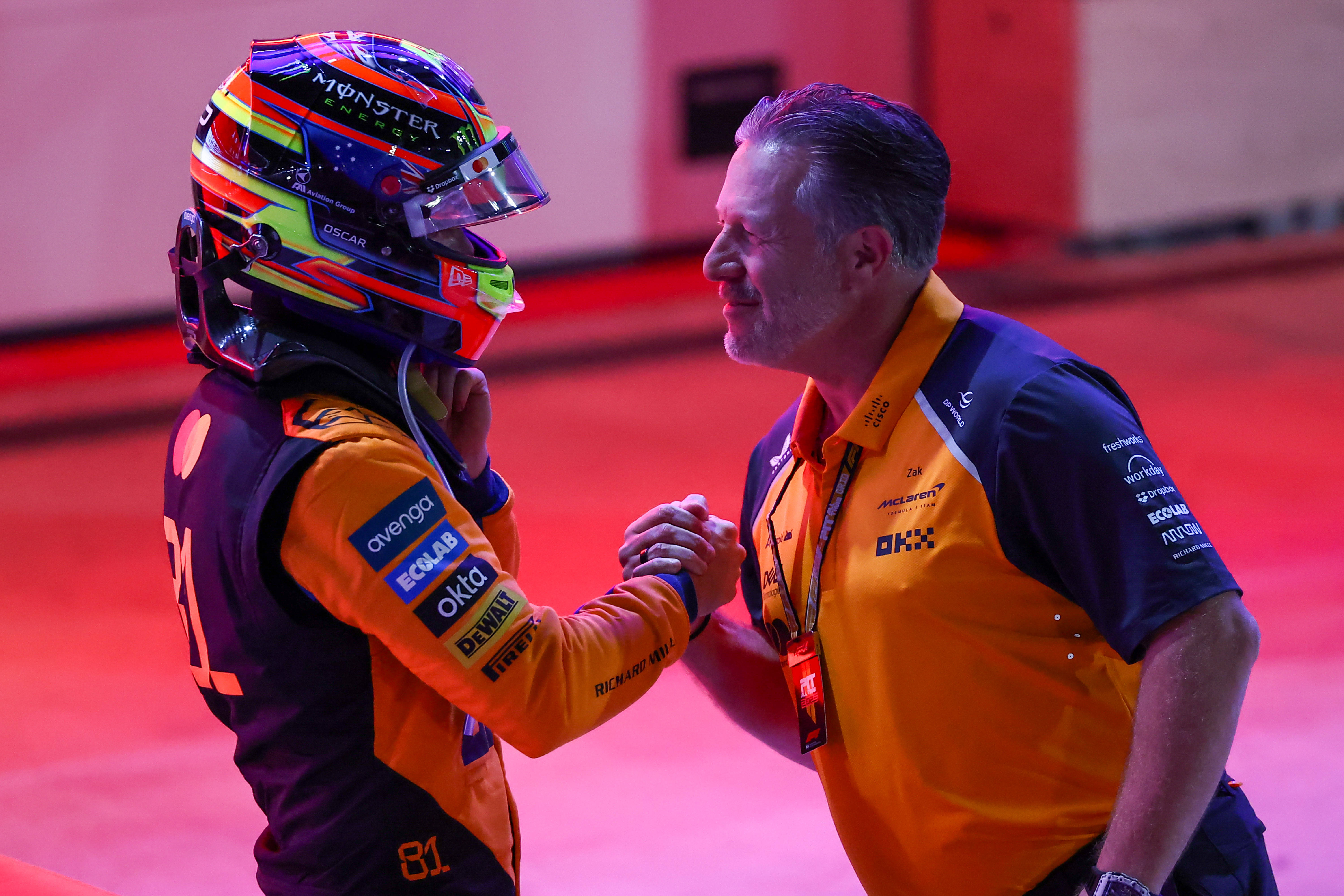 威廉姆斯翻盘雷诺车队，皮亚斯特里统治全场的简单介绍