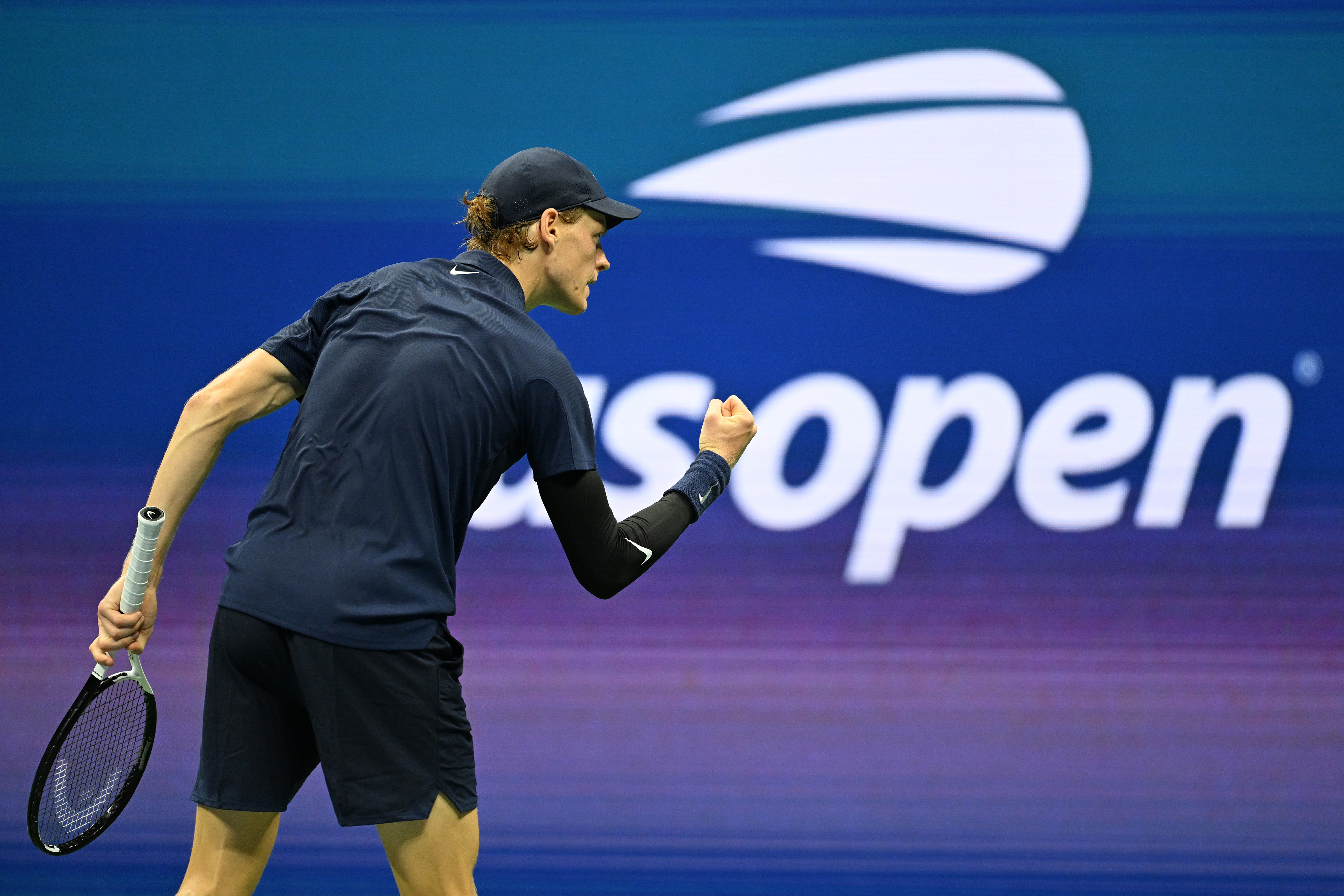 关于ATP总决赛险胜戴维斯杯，辛纳状态火热的信息