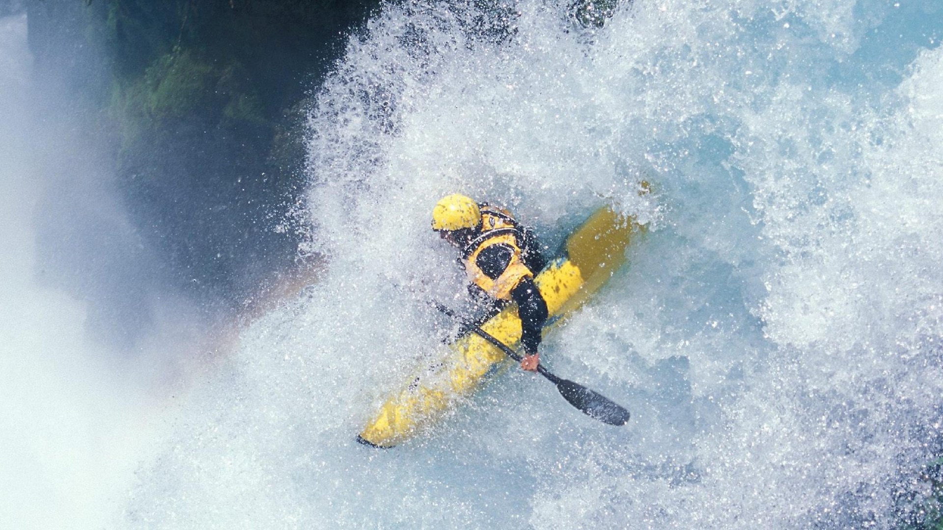 跨界统治,黄蜂横扫雷霆之夜,米切尔在西班牙国家德比上演王者降临