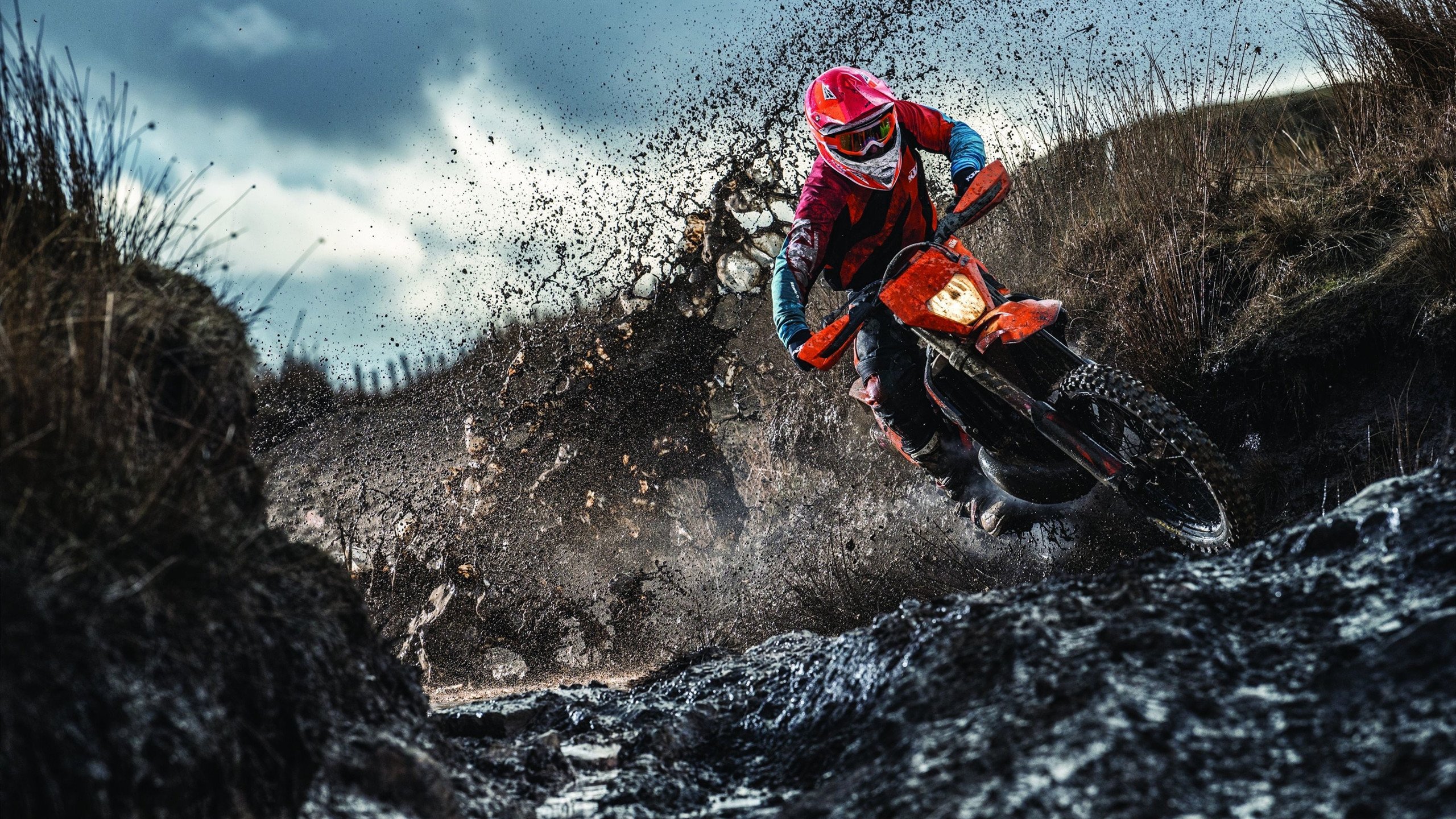 赛道上的逆转，索伯车队如何碾压阿斯顿马丁，周冠宇关键制胜