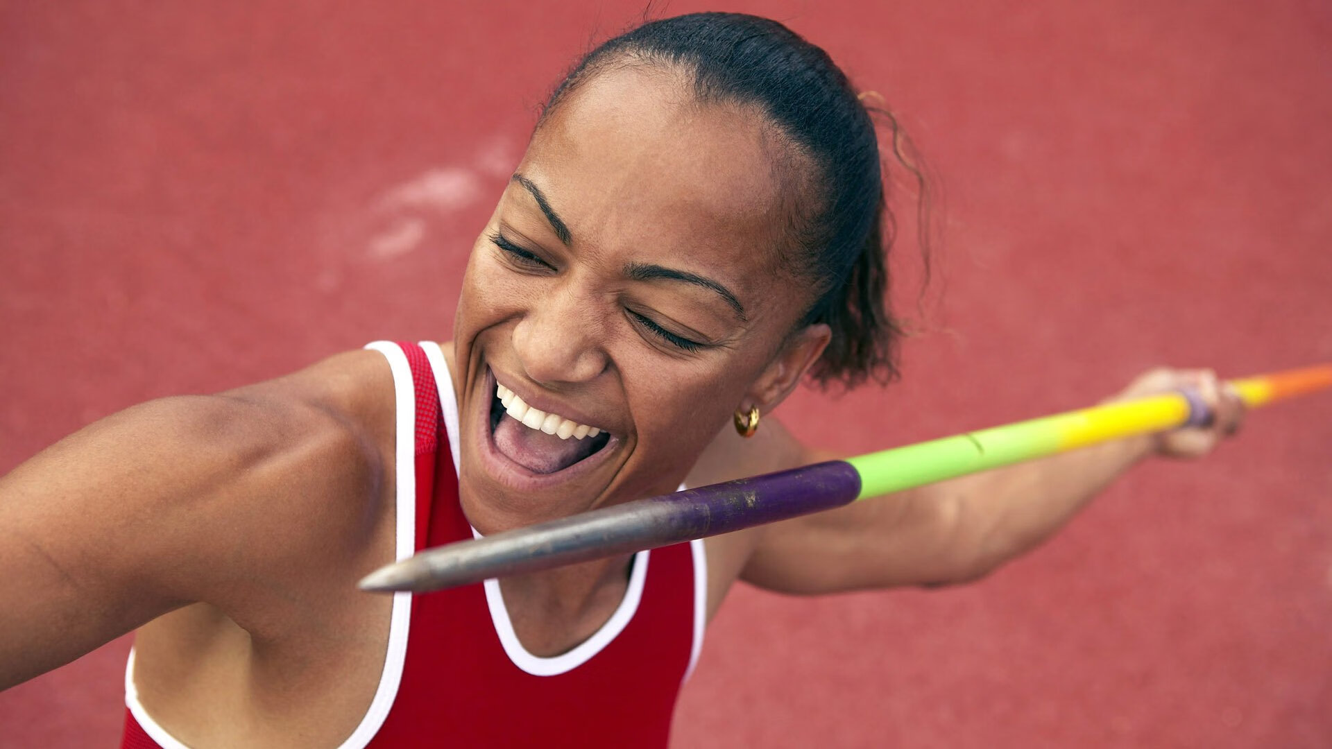 赛场之外，当德国队力克中国队遇见郑思维带队取胜—一场跨越时空的体育精神对话